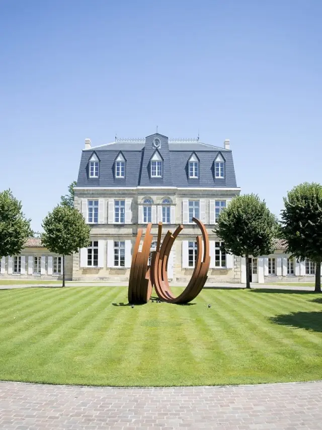 Chateau Malescasse Facade 800x600 1
